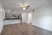 2BR, 1BA - 906SF - Living Room
