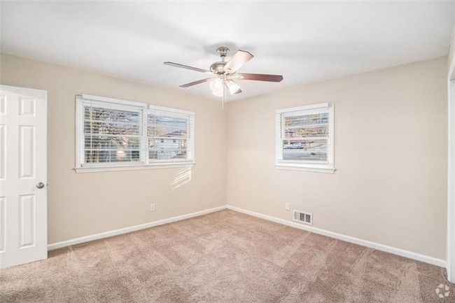 Building Photo - 226 Collum St NW Rental