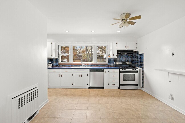 Photo - 97 Riverview Ave Unit 2