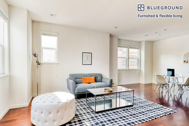 Building Photo - 1511 Bleecker St Rental