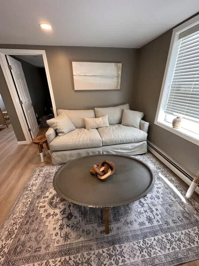Building Photo - 301 Portsmouth Ave Unit ID1312408P Rental