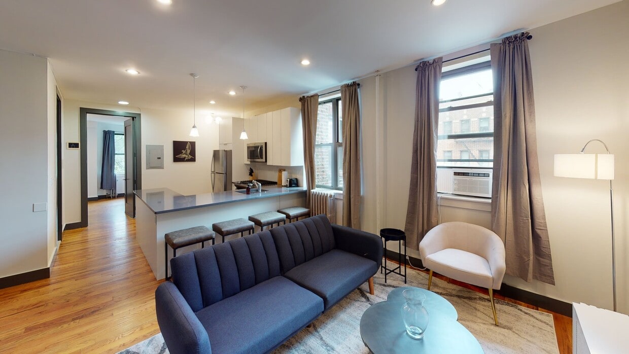 Photo - Private bedroom in 5 bed/2 bath Home