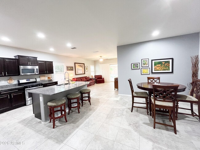 Photo - 25935 W Potter Dr