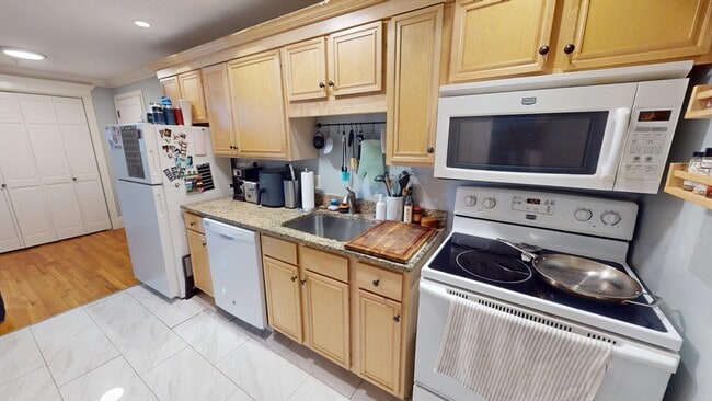 Photo - 7-9 Thomas Pk Unit 4