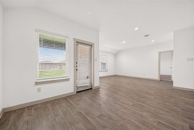 Photo - 8043 Black Forest Ln