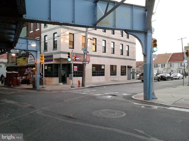 Photo - 2362 N Front St Unit Commercial