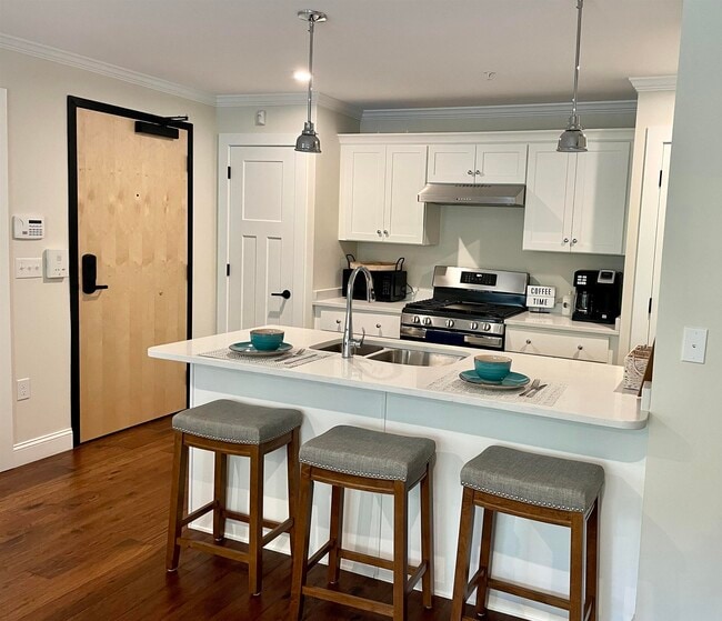 298 York St Unit #10