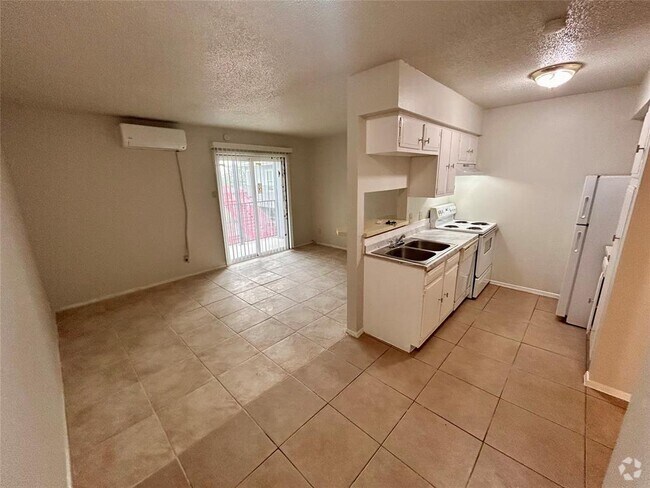 Building Photo - 901 E 40th St Unit 305 Rental