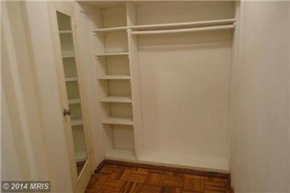 Walk-in Closer - 2720 Wisconsin Ave NW Unit 106