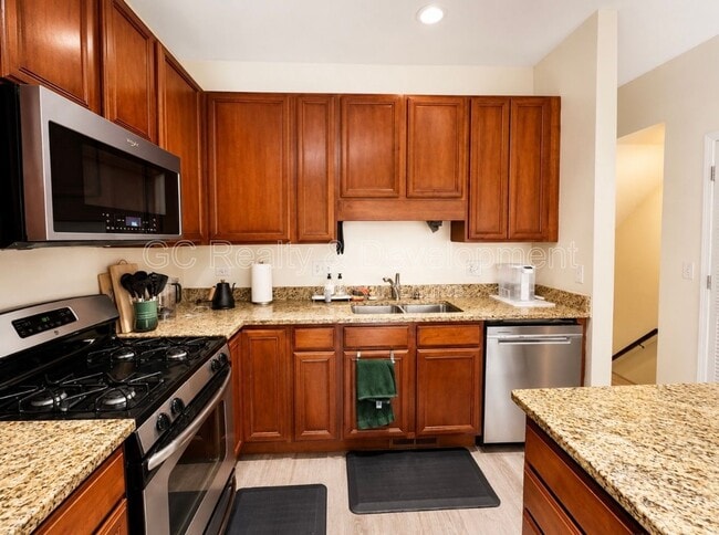 Photo - 2503 S Calumet Ave