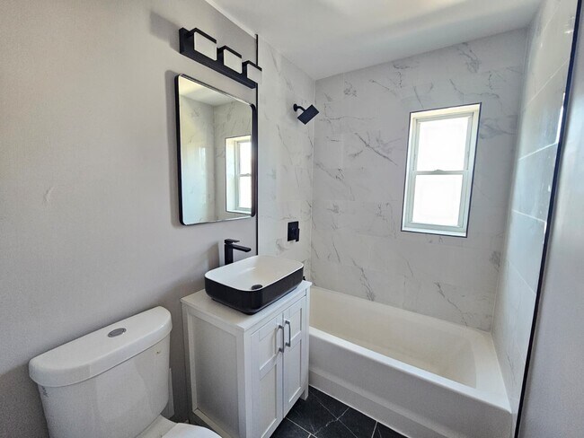 Photo - 836 Jersey Ave Unidad A