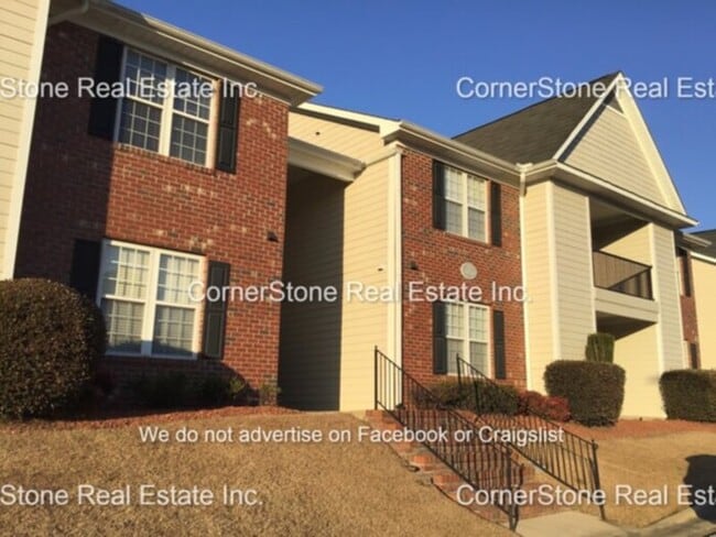 Photo - 4050 Bardstown Ct House