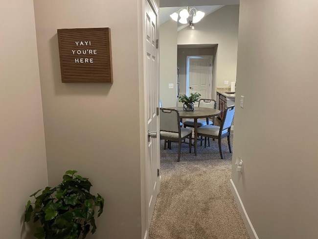 Photo - 700 Zumstein Ln Unidad Apt. 308