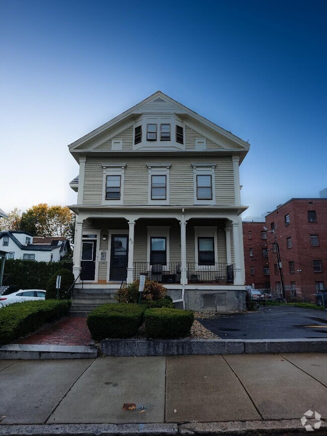 Building Photo - 83 Elm St Unit 83 Elm Street Rental