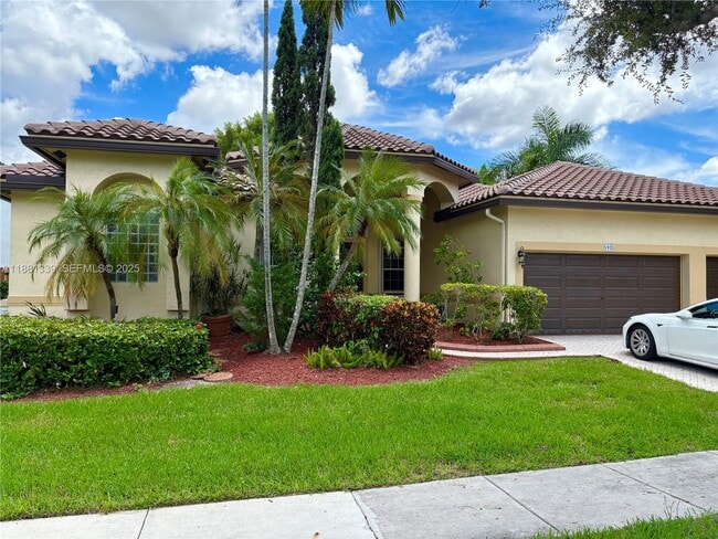 Building Photo - 1925 NW 167th Terrace