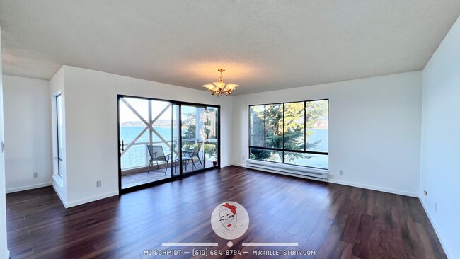 Photo - Large corner 2 bedroom surrounded by breathtaking Bay views! Unit E335