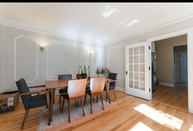 Photo - 2253 N Spaulding Ave