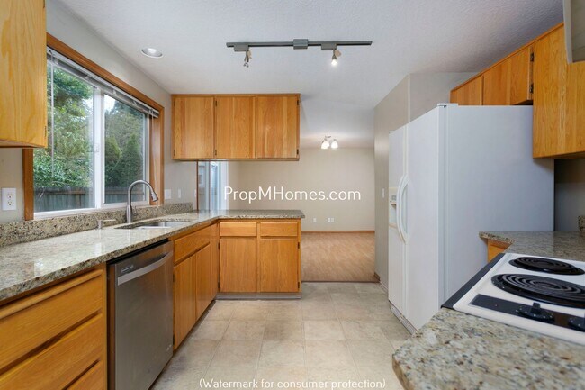 Photo - Alluring Three Bedroom Sherwood Home w/ Fe...