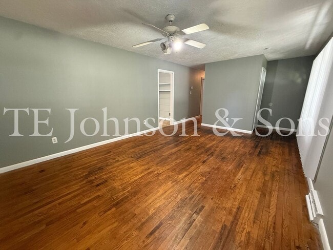 Photo - Charming 4 Bedroom in Winston Salem