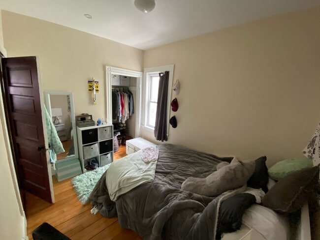 Photo - 110 Line St Unit 2