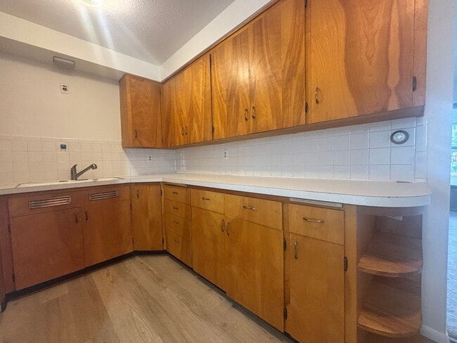 Photo - 948 N Montgomery Ave