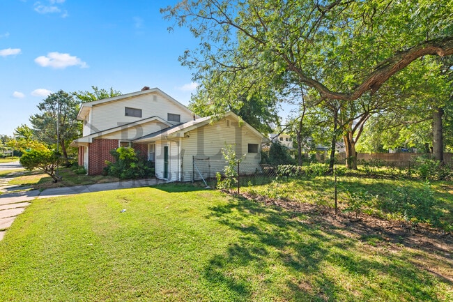 Photo - 4949 E Orme St