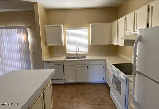 Photo - 1601 N Saba St