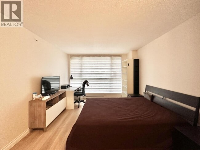 Photo - 5615 Hampton Pl Unit 205