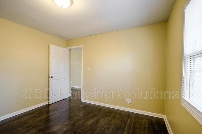 Photo - 4004 N Grand Ave