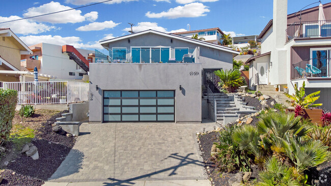 Building Photo - 27001 Calle Juanita Unit B Rental