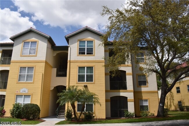 Building Photo - 11561 Villa Grand Unit 717