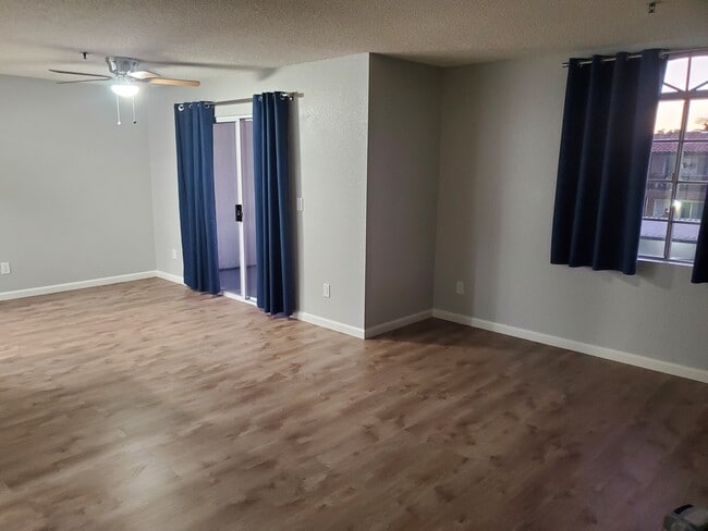 Dinning - 7892 2nd St Unit 201