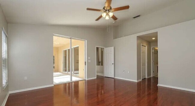 Photo - 10209 Thicket Point Way