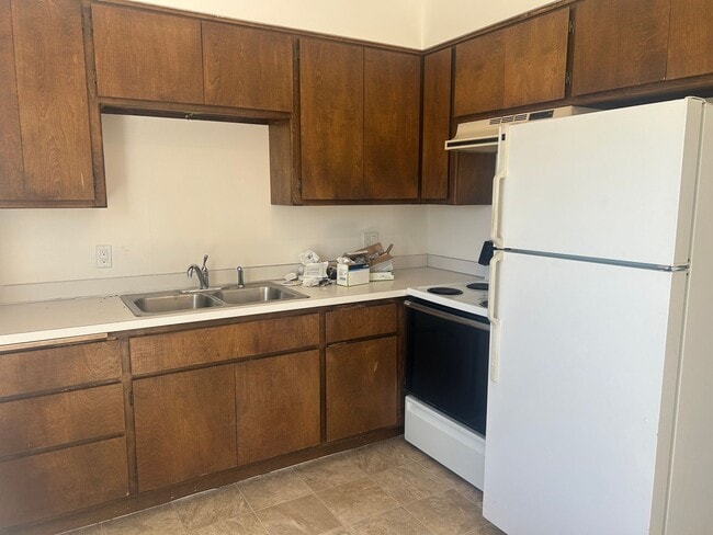 5651 1st Ave Unit A