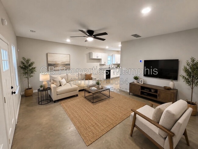 Photo - 671 Pearce St