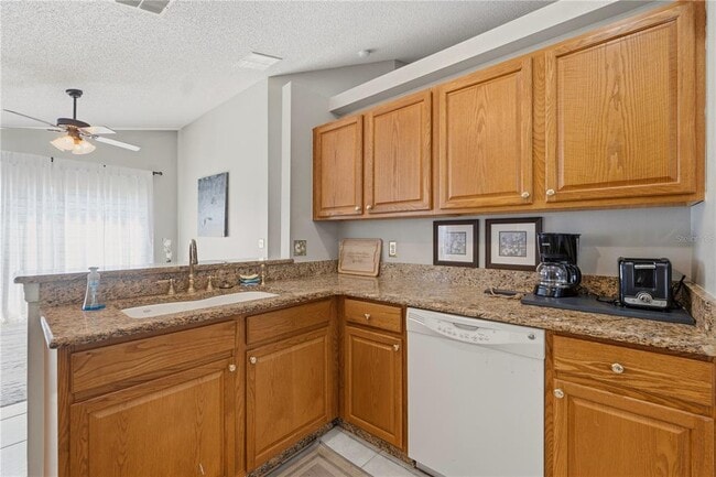 Photo - 334 Brayton Ln