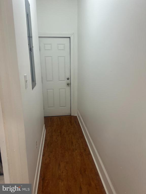 Photo - 2131 W Ontario St