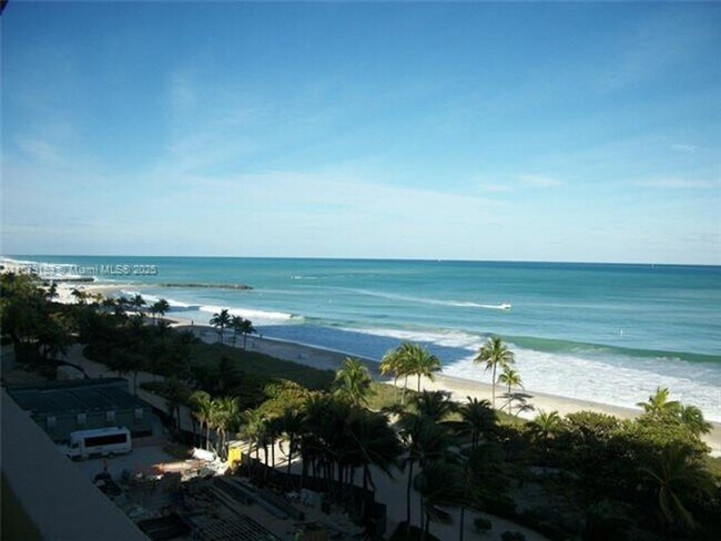 Photo - 10185 Collins Ave Unidad 10185 Collins Ave appt 917