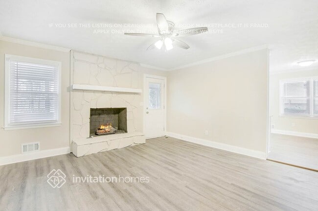 Photo - 1690 Whitlock Rd