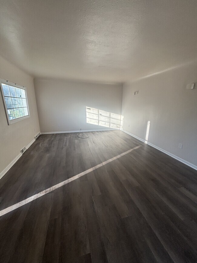 Photo - 3069 E 67th St