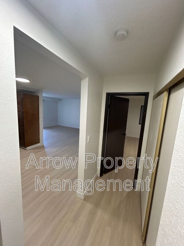207 E Arbor Ave