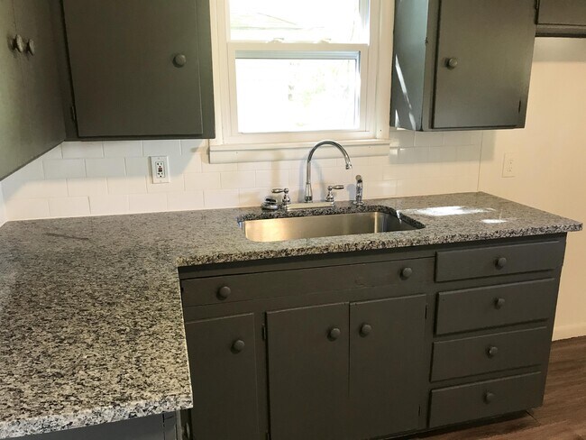 Photo - 3209 NE 14th St