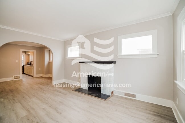 Photo - 1736 Mansfield Rd