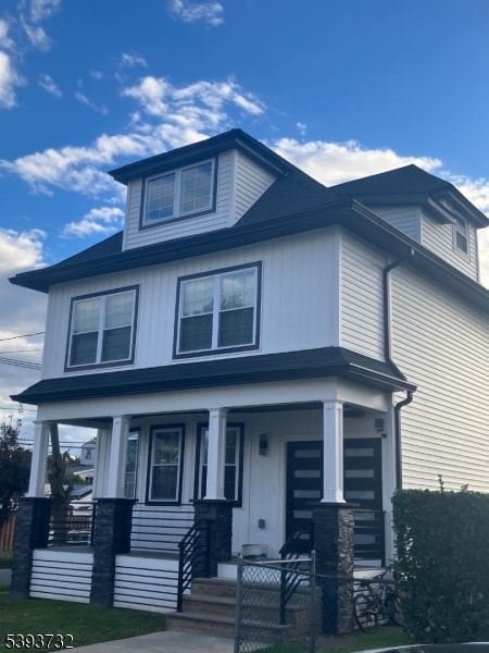 Photo - 401 Ainsworth St