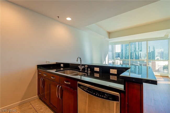 Photo - 4525 Dean Martin Dr Unit 1405
