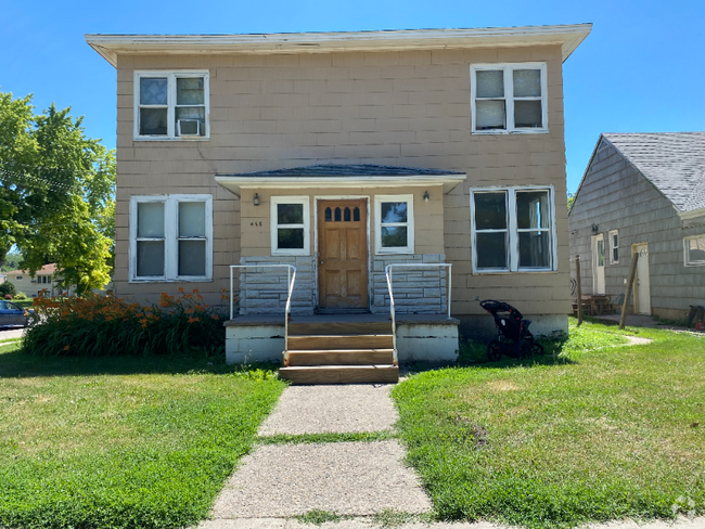 Building Photo - 458 3rd St NE Unit 3 Rental