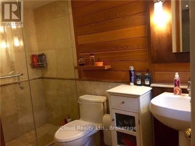 Photo - 5484 Richmeadow Mews