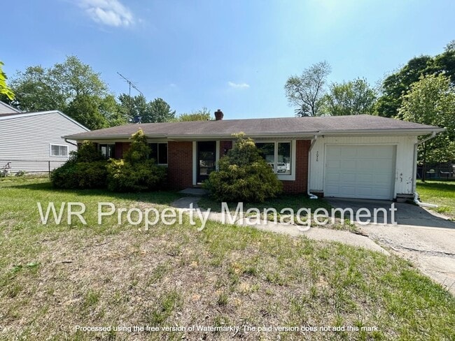 Building Photo - 3 Bed 2 Bath Ranch in Lambertville for Rent