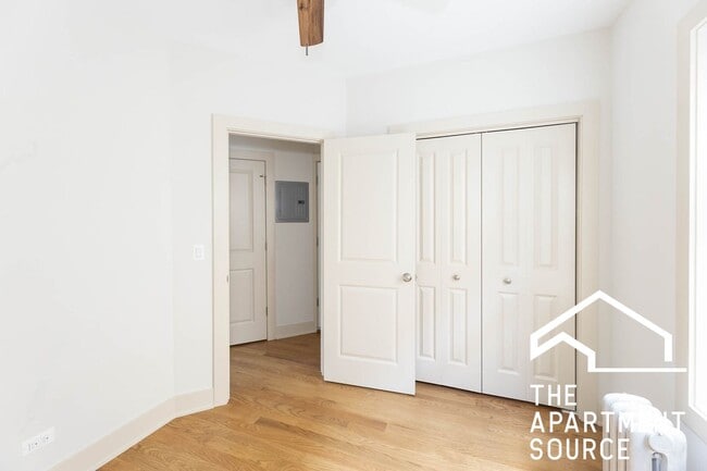 Photo - 4602 N Winchester Ave Unit 2E