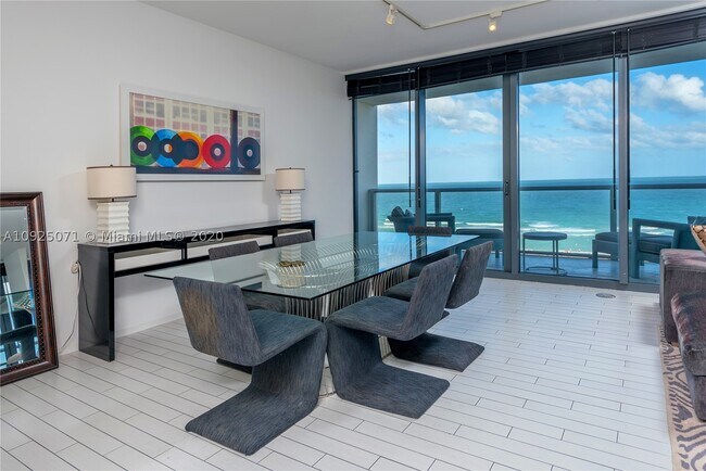 Photo - 2201 Collins Ave Unit 828
